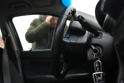 Otwarty Zamek AWARYJNE OTWIERANIE SAMOCHODÓW I MIESZAŃ, OTWIERANIE ZAMKÓW, ŚLUSARZ CZĘSTOCHOWA